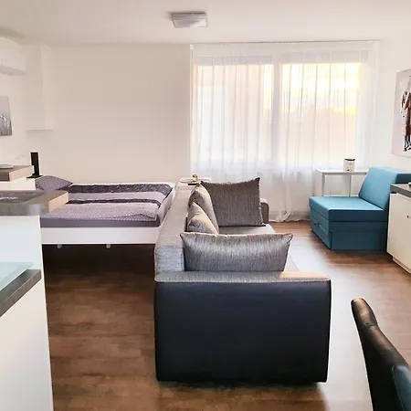 G Support Lejlighed Prag